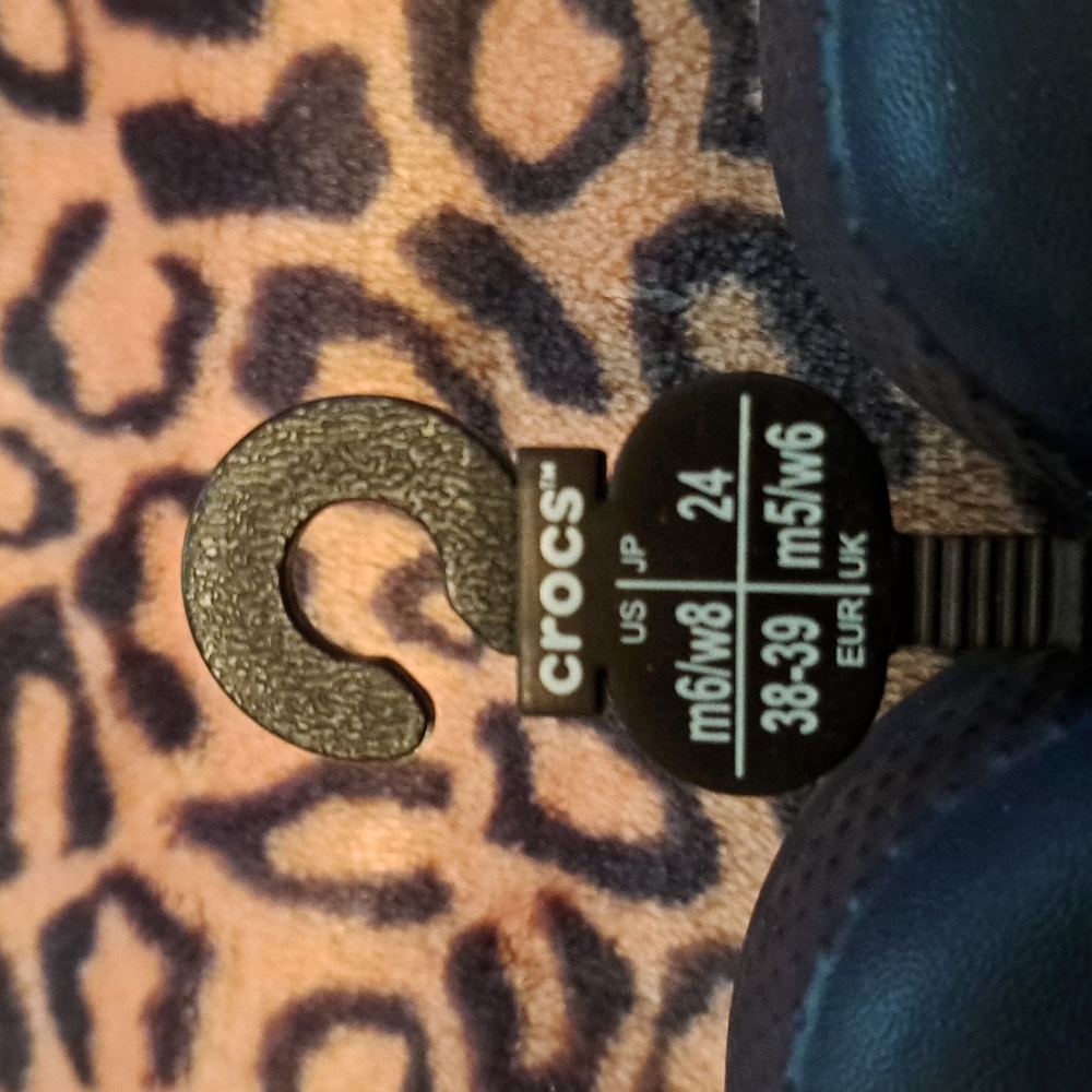 CROCS - Picture 3 of 4